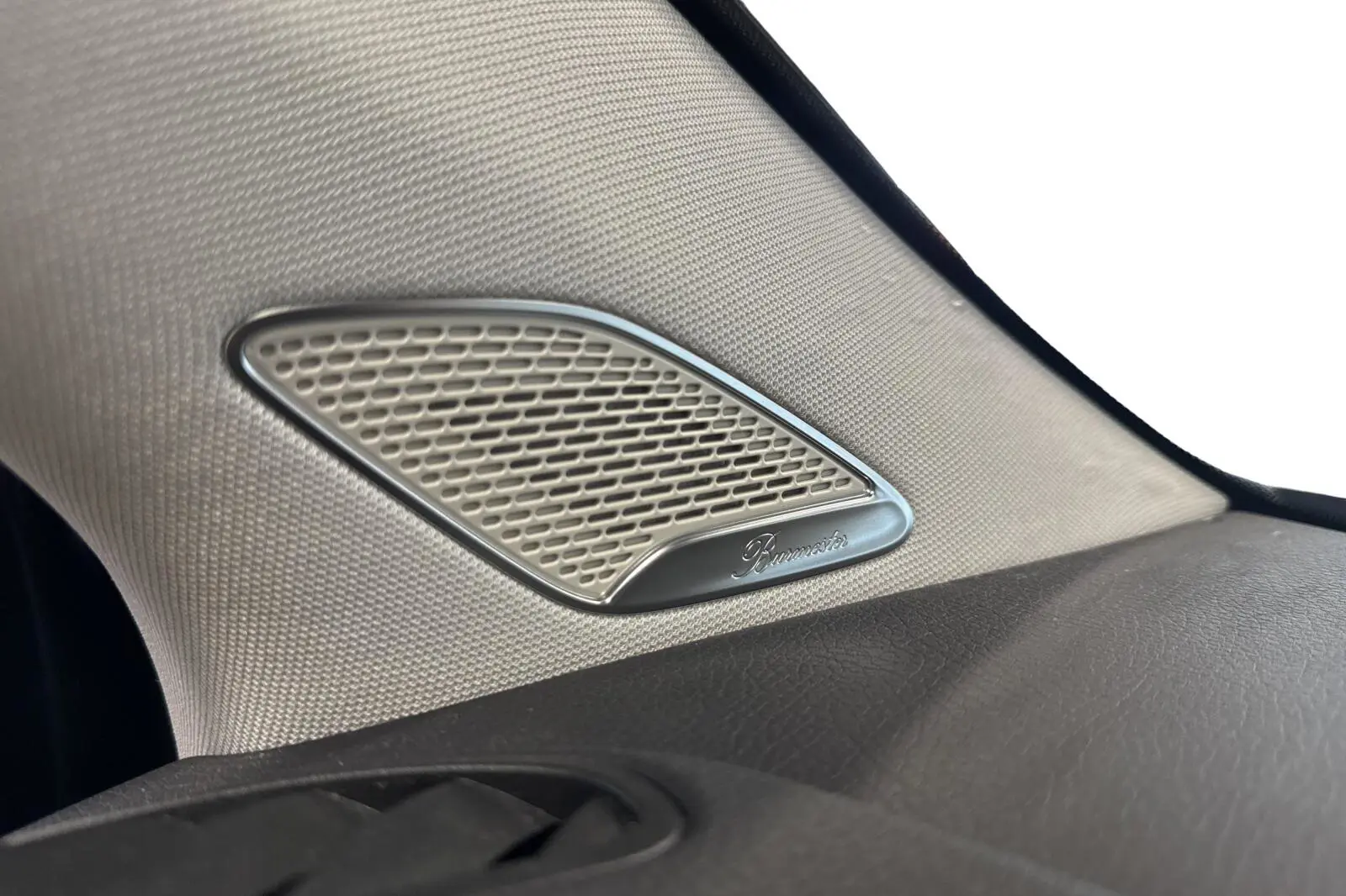 image_Mercedes-Benz