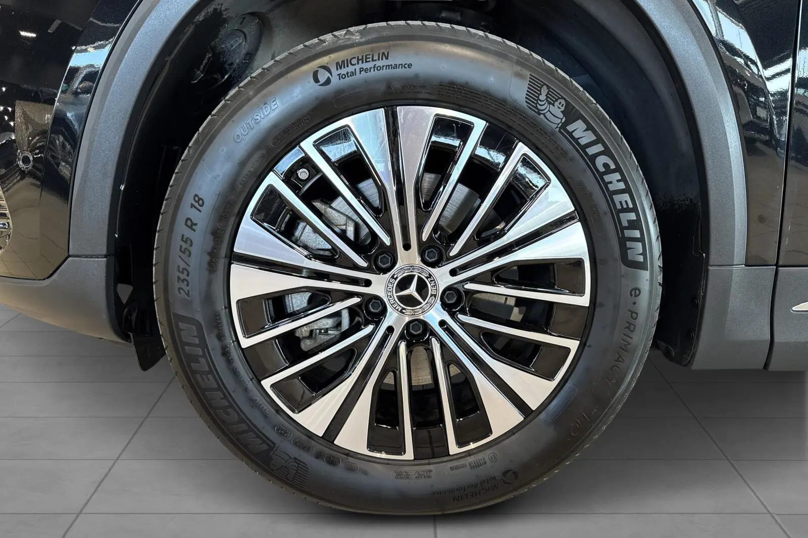 image_Mercedes-Benz