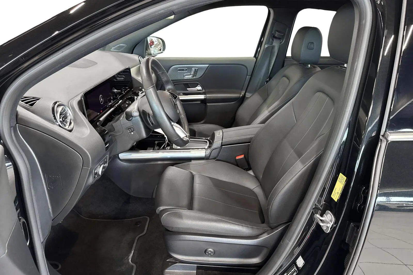 image_Mercedes-Benz