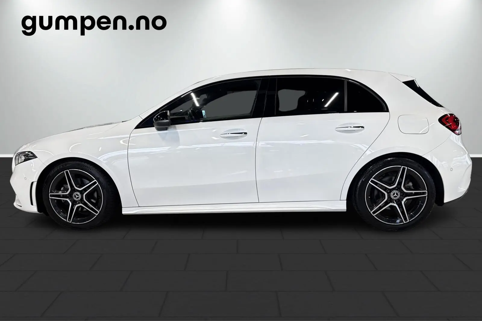 image_Mercedes-Benz