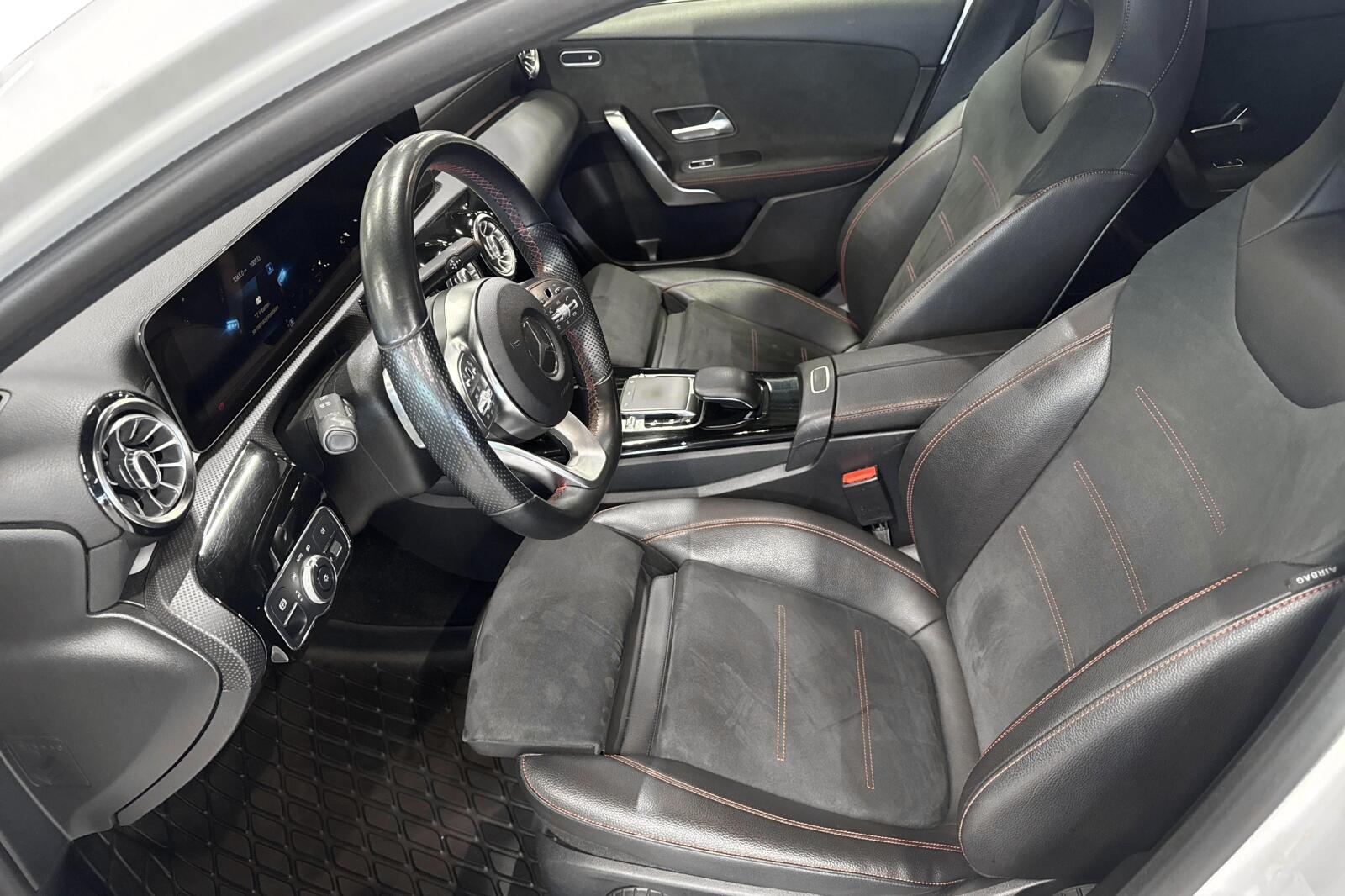 image_Mercedes-Benz