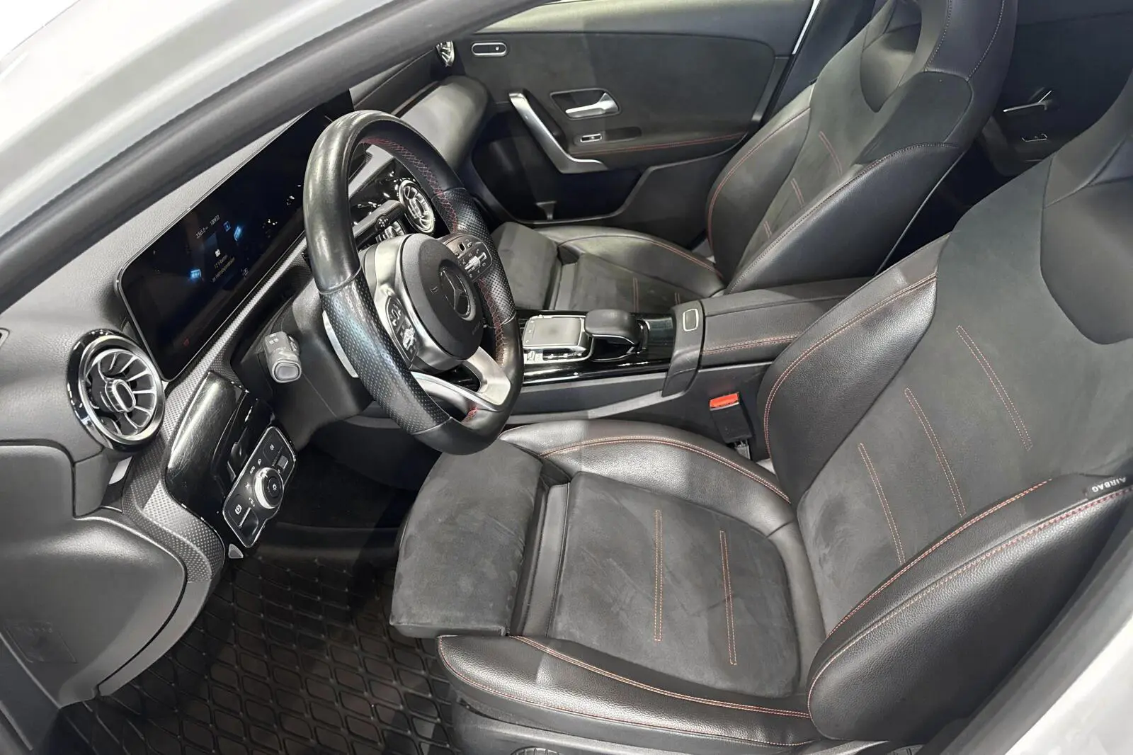 image_Mercedes-Benz