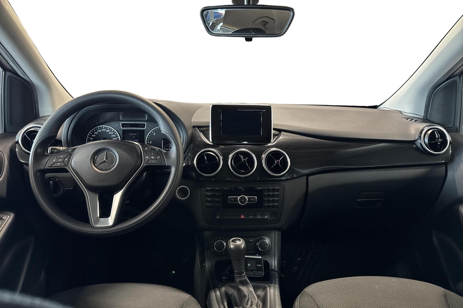 image_Mercedes-Benz