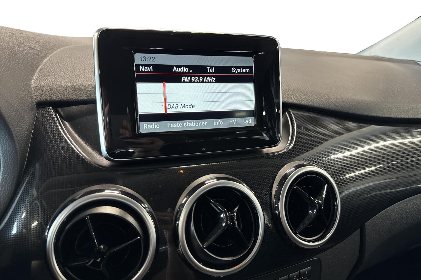 image_Mercedes-Benz
