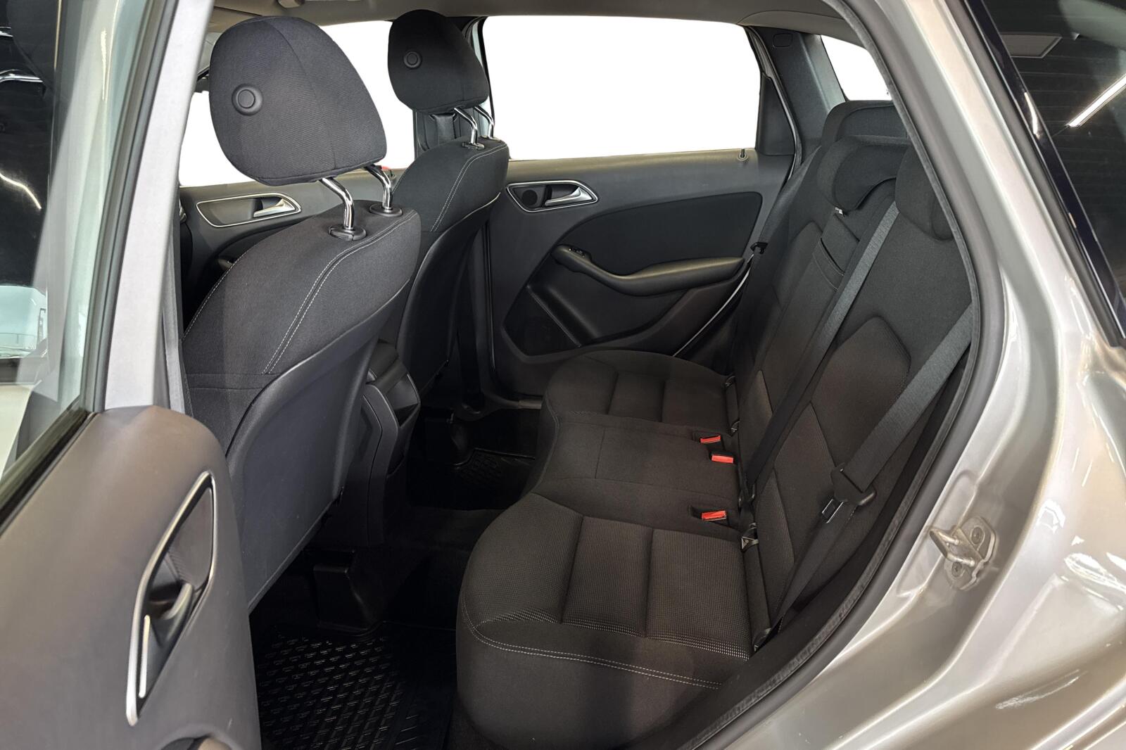 image_Mercedes-Benz