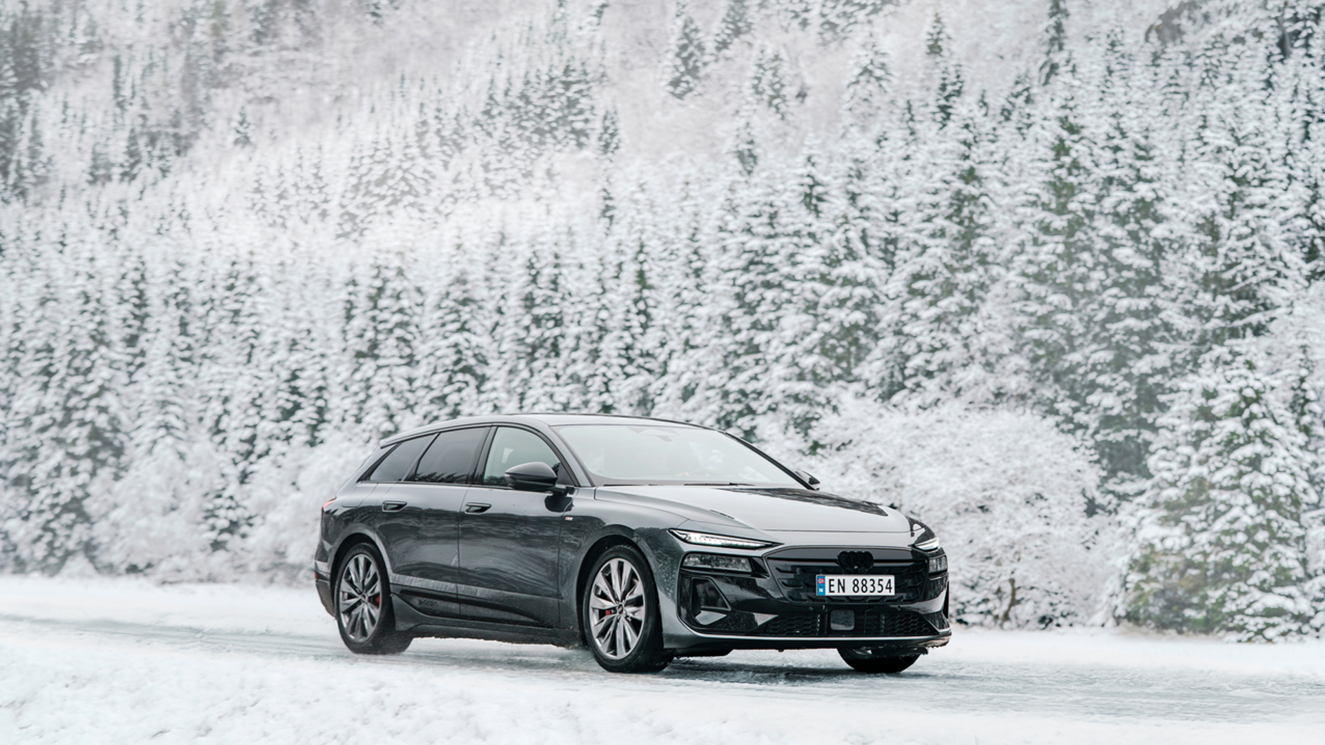 Vinterkampanje: Audi A6 e-tron Black Edition